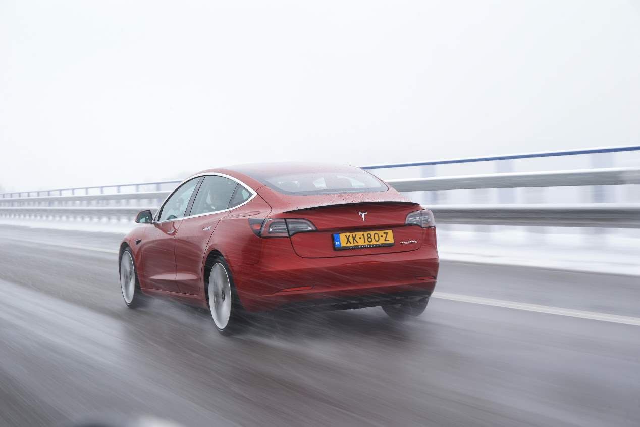 Nuestra prueba a bordo del Tesla Model 3, en imágenes