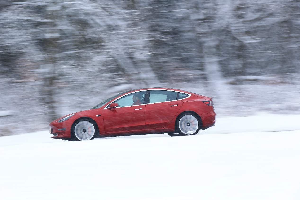 Nuestra prueba a bordo del Tesla Model 3, en imágenes