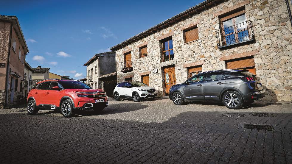 Revista Autopista 3089: qué SUV es mejor, ¿Peugeot 3008, Opel Grandland X o Citroën C5 Aircross?