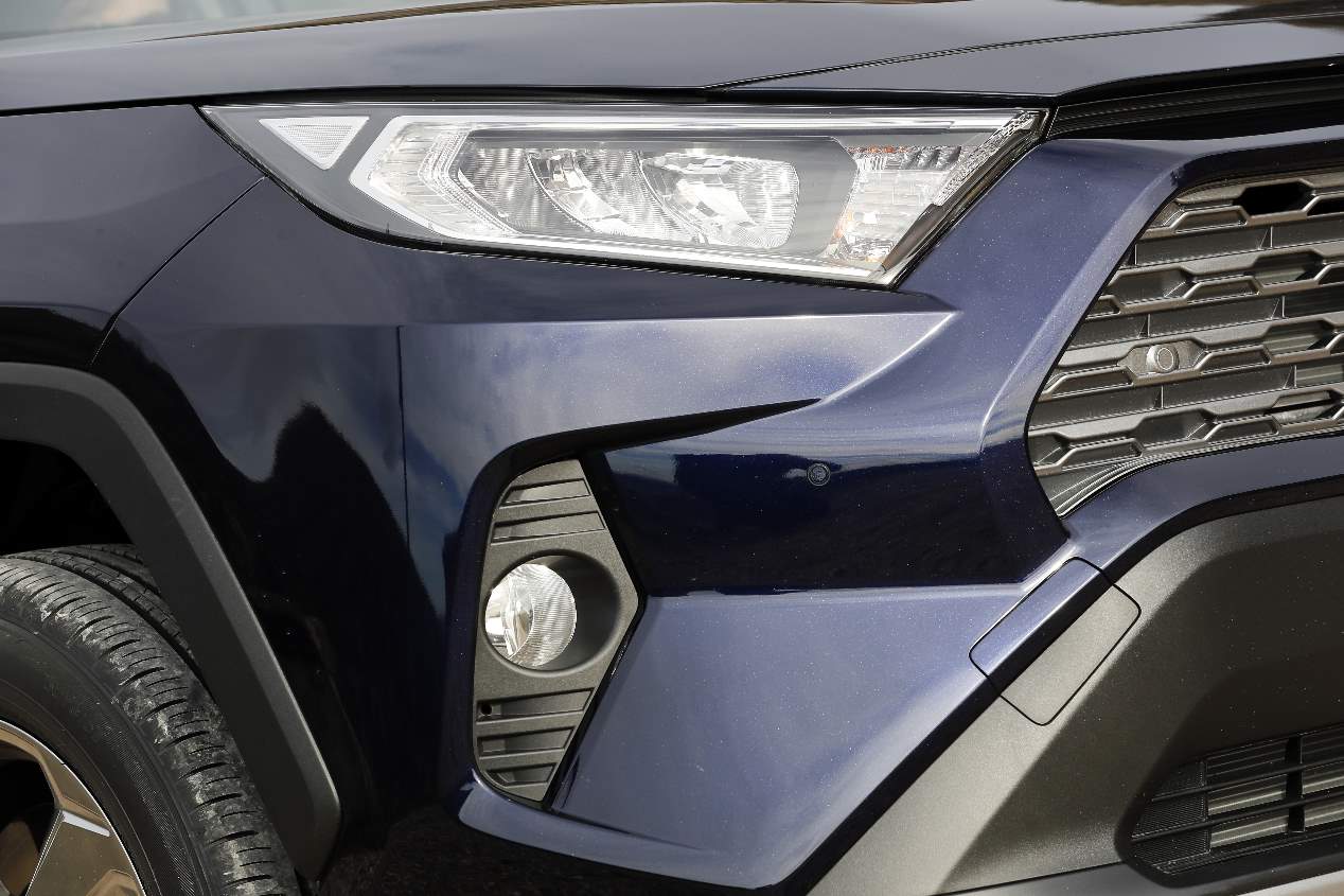 Toyota RAV4 2019: prueba a fondo y fotos del nuevo SUV híbrido
