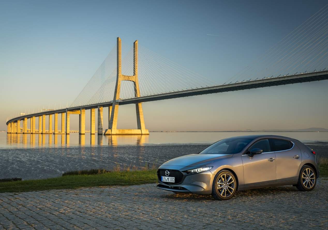 Mazda3 2019: nuevas fotos en movimiento y detalles del nuevo compacto