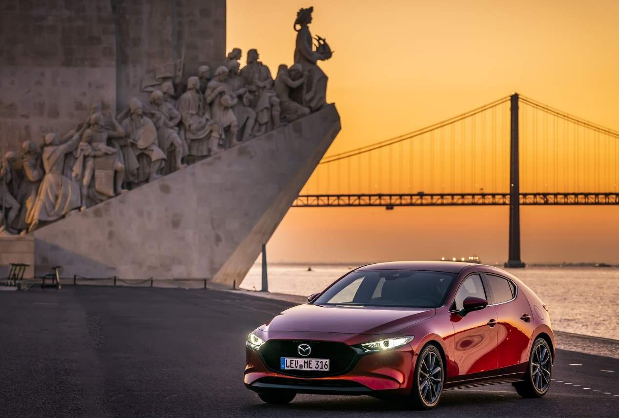 Mazda3 2019: nuevas fotos en movimiento y detalles del nuevo compacto