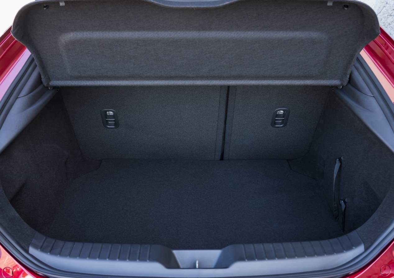 Mazda3 2019: nuevas fotos en movimiento y detalles del nuevo compacto