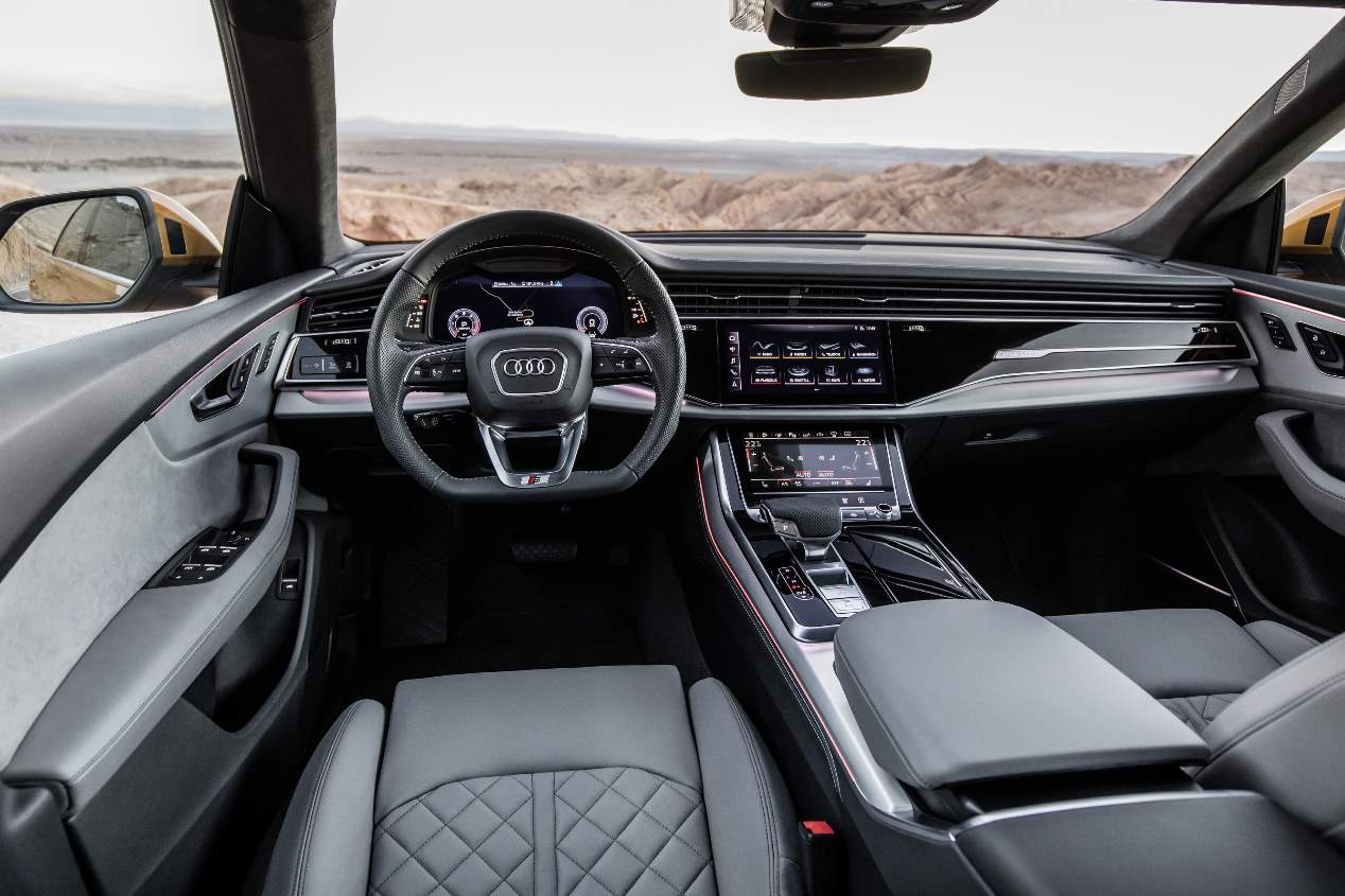 Audi Q8: nuevas versiones 55 TFSI y 45 TDI