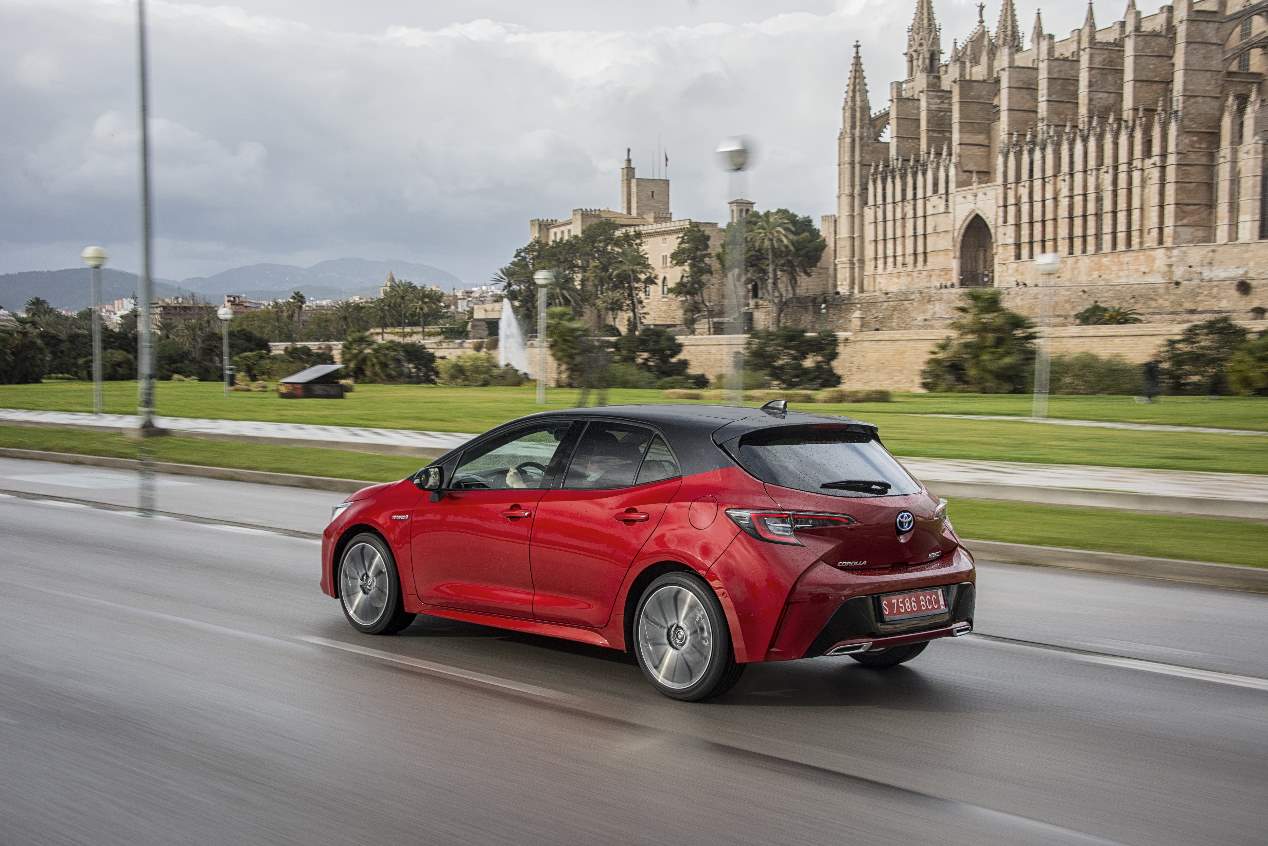A prueba el nuevo Toyota Corolla Hybrid 2019, las mejores fotos