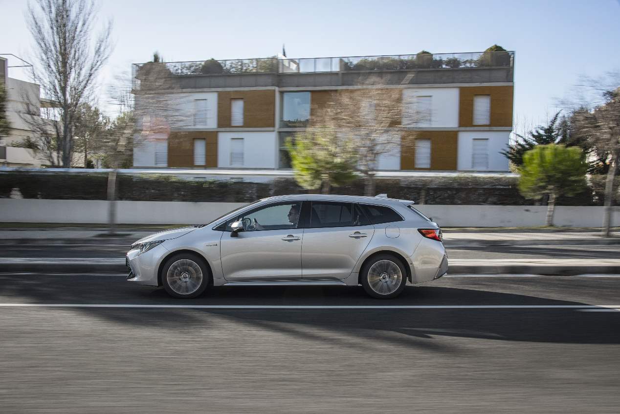 A prueba el nuevo Toyota Corolla Hybrid 2019, las mejores fotos
