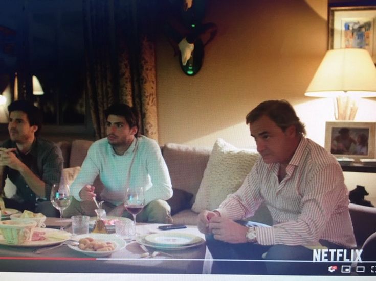 Imagen de la serie de Netflix con la familia Sainz