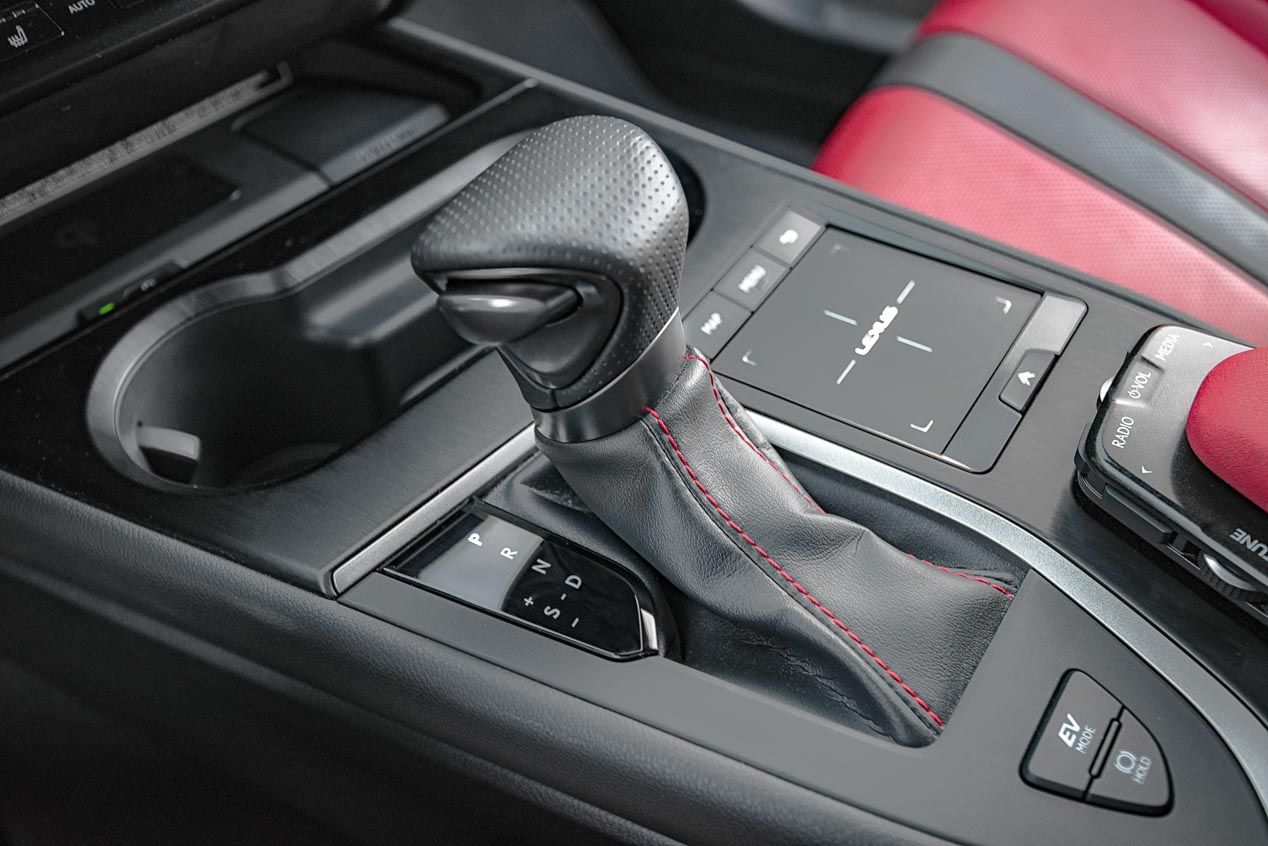 Lexus UX 250h, exclusivo crossover urbano