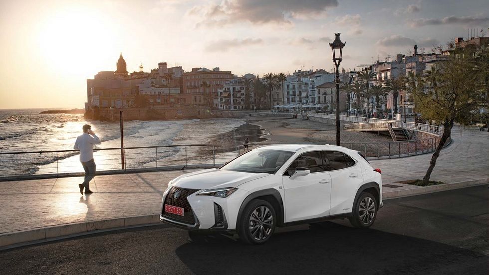 Lexus UX 250h, crossover de lujo en formato compacto