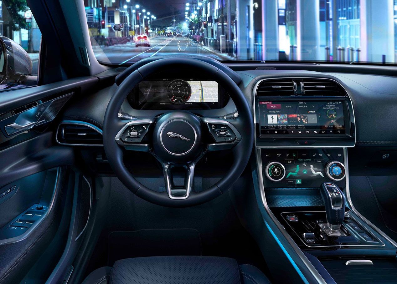 Jaguar XE, la berlina se renueva en Ginebra