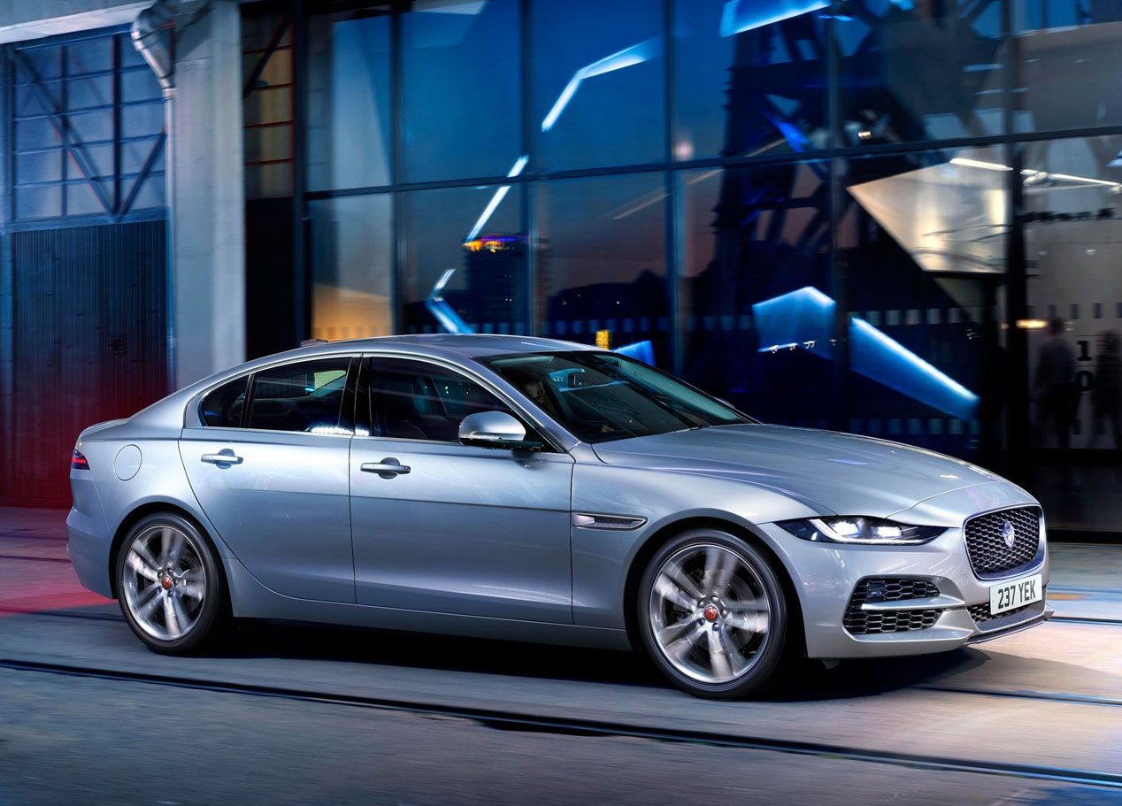 Jaguar XE, la berlina se renueva en Ginebra