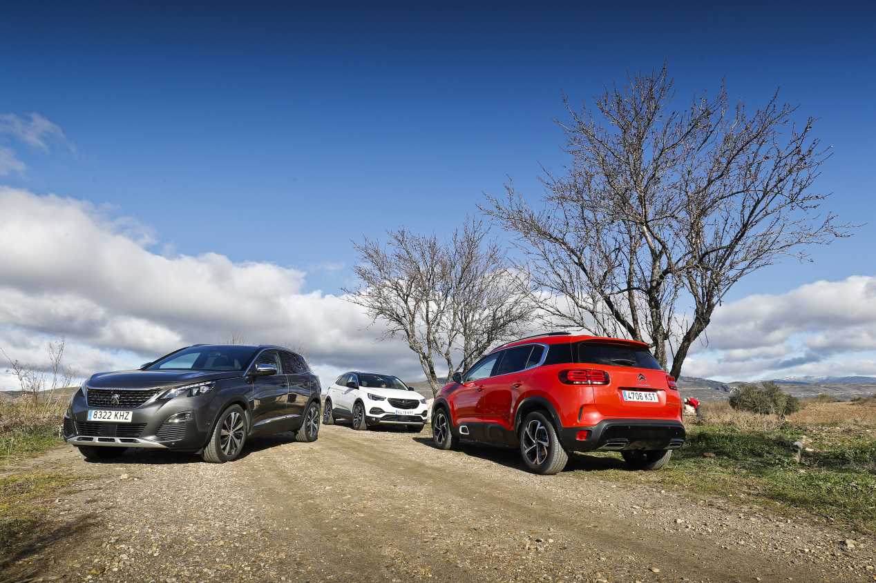 Comparativa: Citroën C5 Aircross, Opel Grandland X y Peugeot 3008