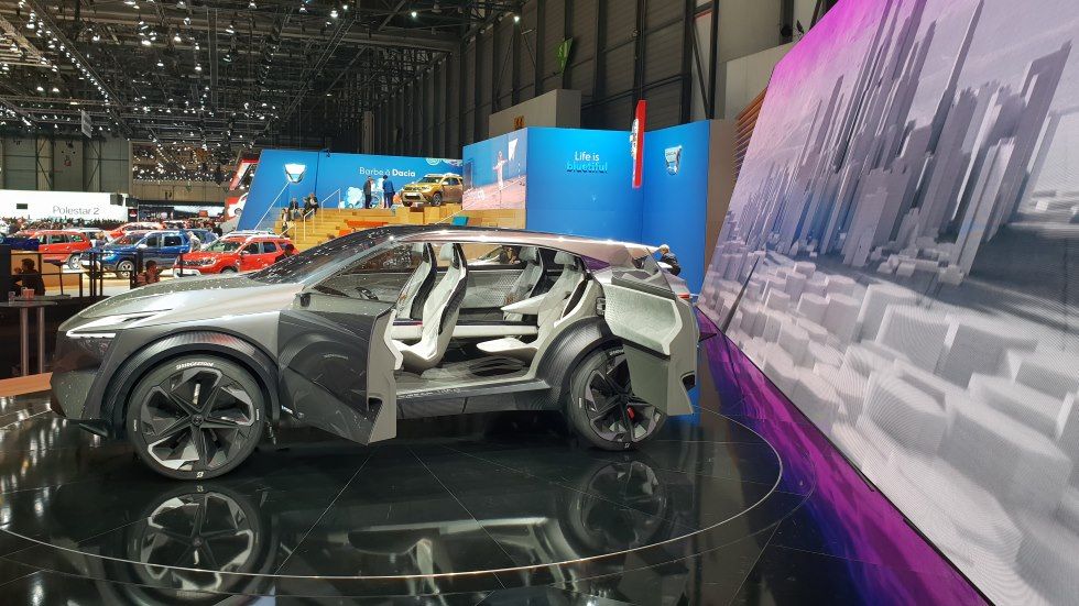 El Salón de Ginebra, en persona: ¡y el automóvil se abrió al mundo eléctrico!