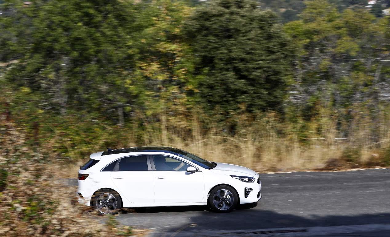 Comparativa Kia Ceed 1.4 T-GDi vs VW Golf 1.5 TSi