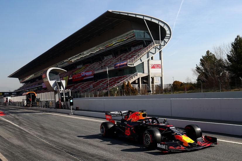 Pierre Gasly con el RB14 en el Circuit