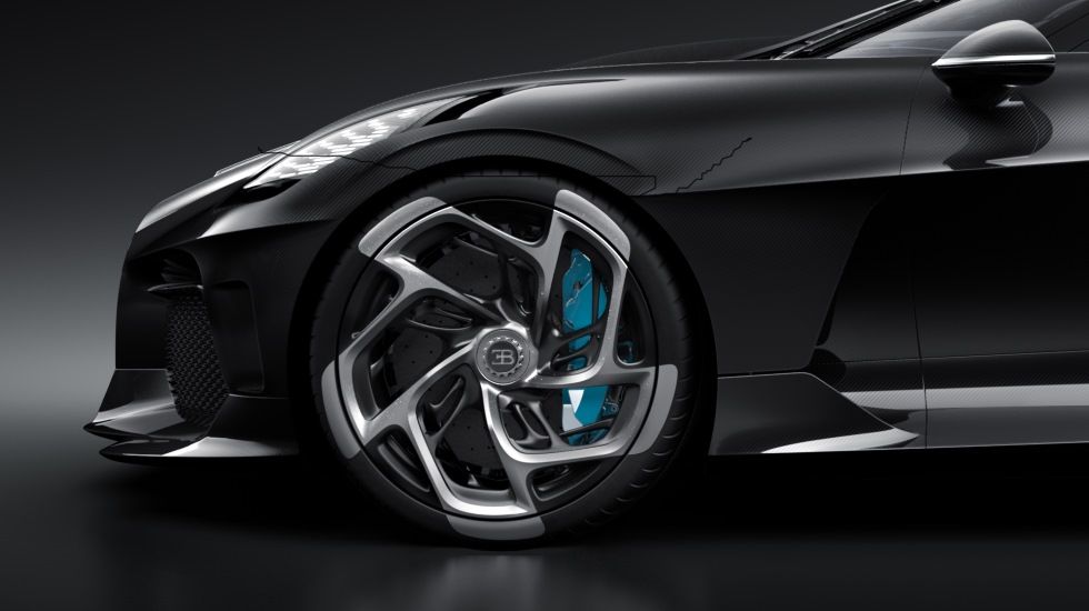 Bugatti echa chispas… Voiture Noire no es perfecto