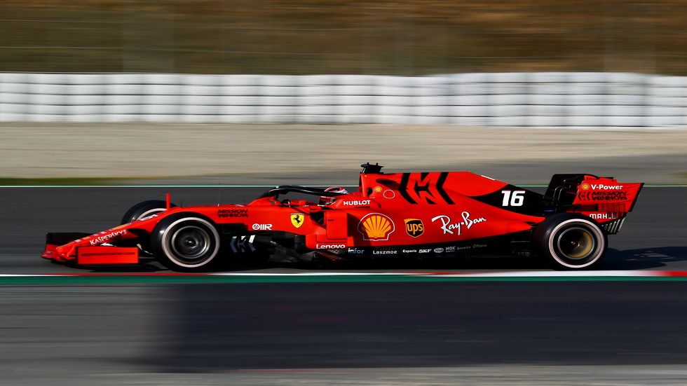 Leclerc con el Ferrari SF90