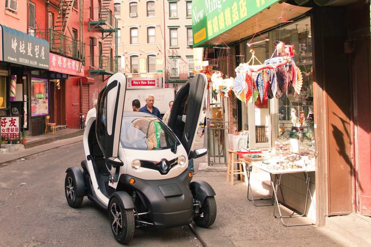 Seat Minimó vs Renault Twizy: duelo de conceptos urbanos, en imágenes
