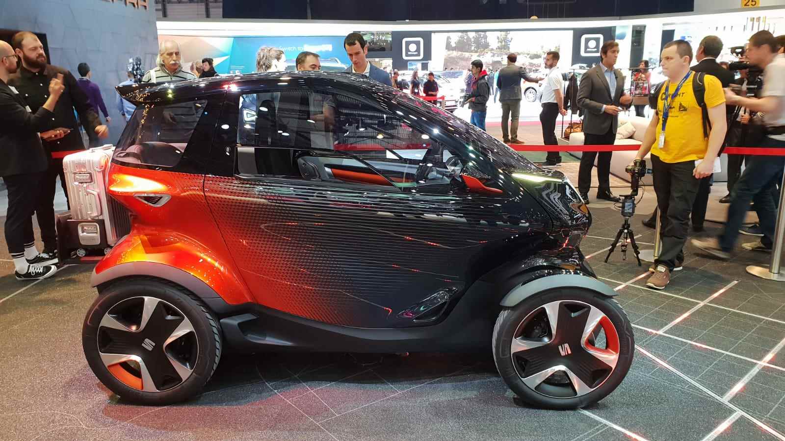Seat Minimó vs Renault Twizy: duelo de conceptos urbanos, en imágenes