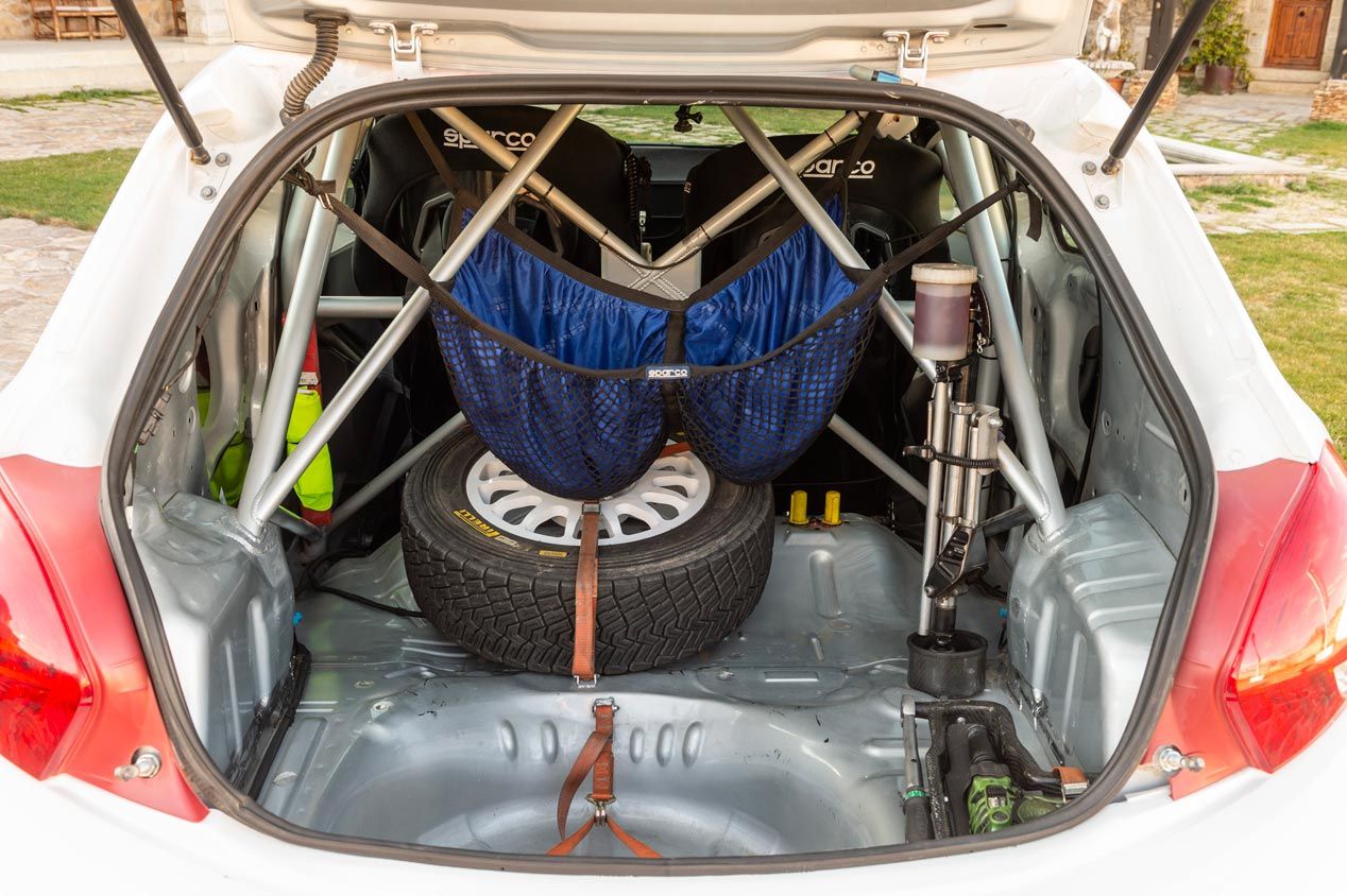 Probamos el Peugeot 208 R2 de rallyes