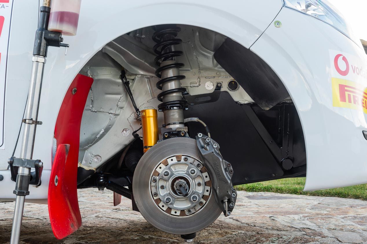 Probamos el Peugeot 208 R2 de rallyes