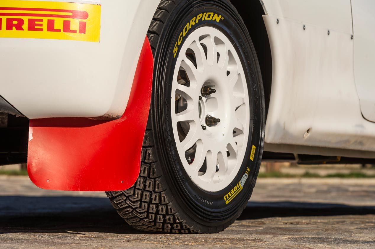 Probamos el Peugeot 208 R2 de rallyes