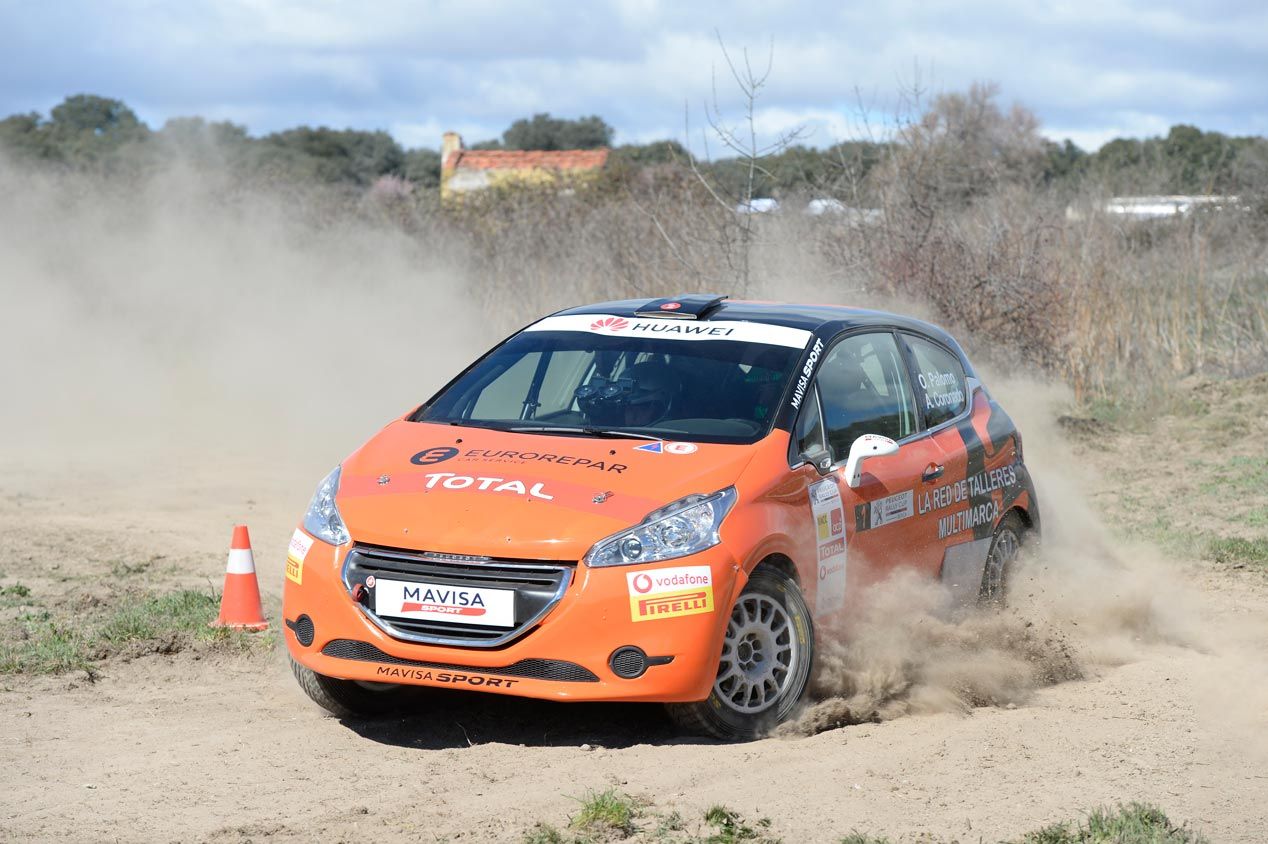 Probamos el Peugeot 208 R2 de rallyes