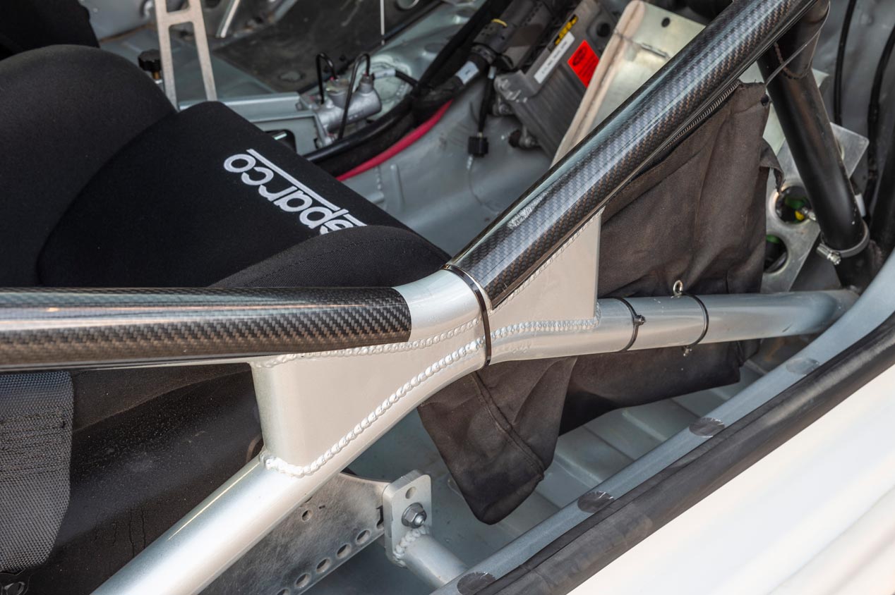 Probamos el Peugeot 208 R2 de rallyes