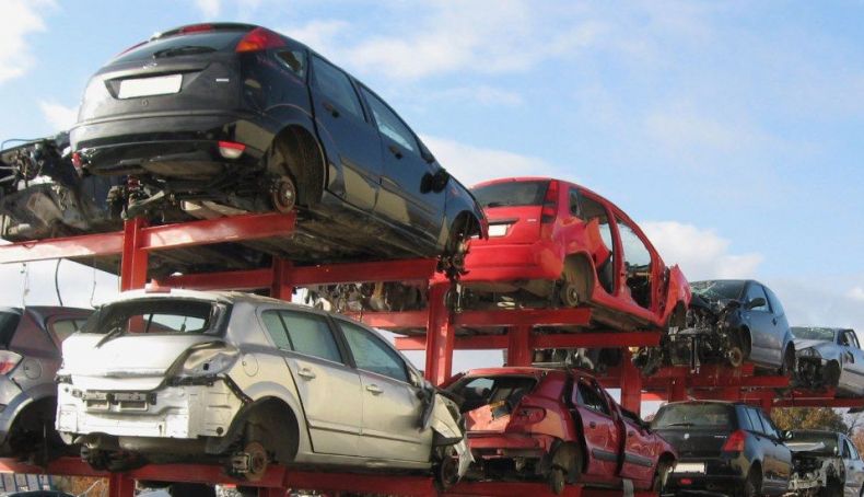 Desguaces y talleres robaban y despiezaban coches: ¡más de 800 en 9 meses!