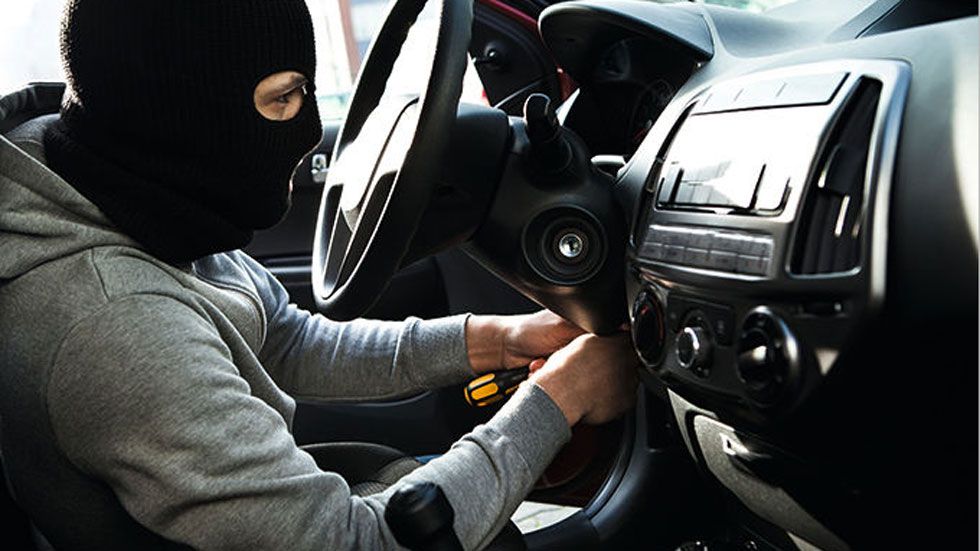 Qué hacer si te roban el coche: todos los pasos a seguir