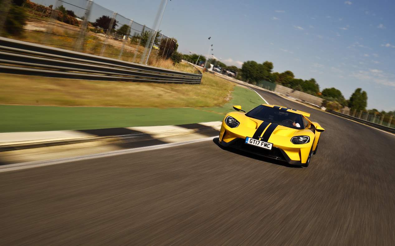 A prueba el Ford GT, uno de los mejores deportivos de siempre
