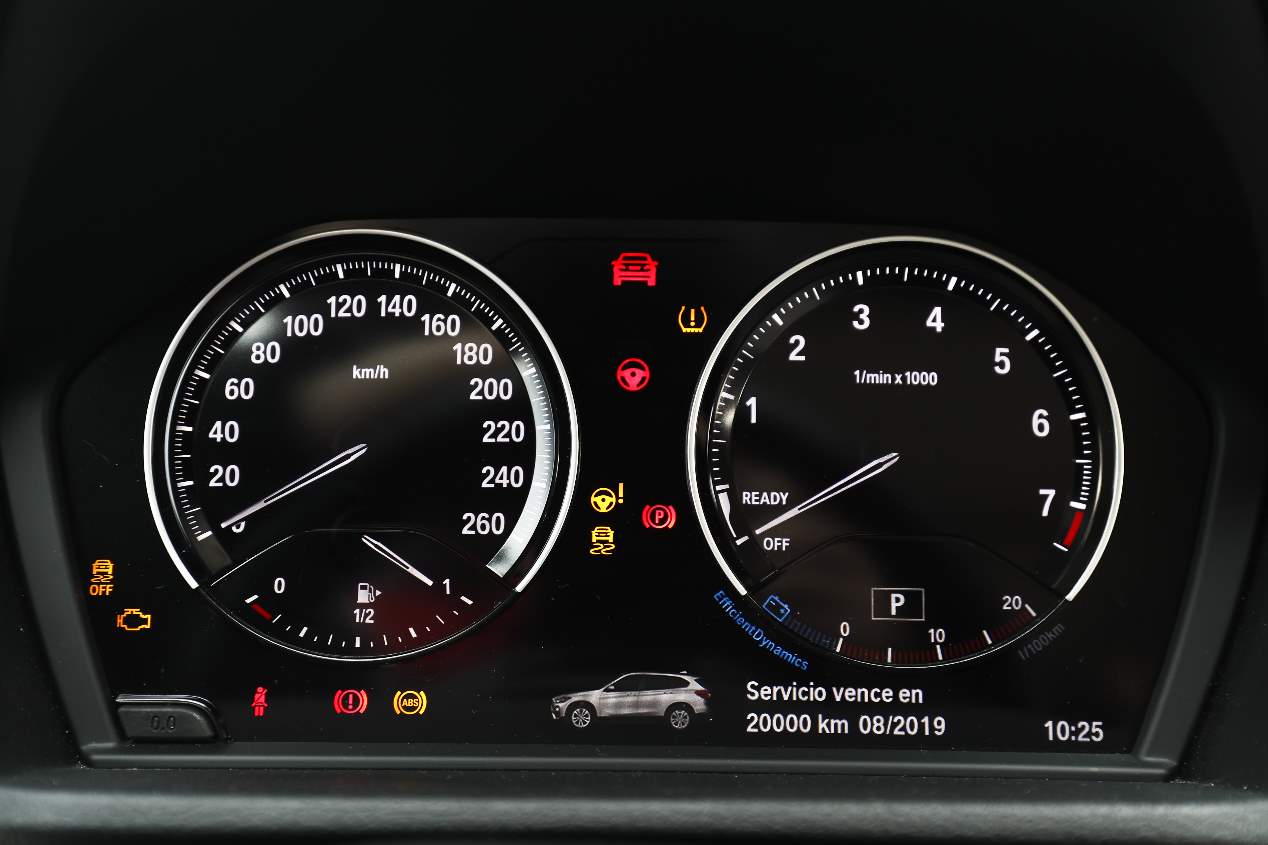 Comparativa SUV: Audi Q3, BMW X1 y Volvo XC40