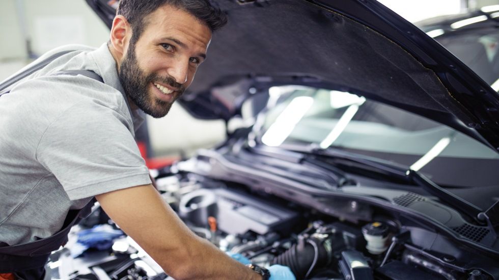 ¿Qué tengo que comprobar en un coche de segunda mano para evitar averías?
