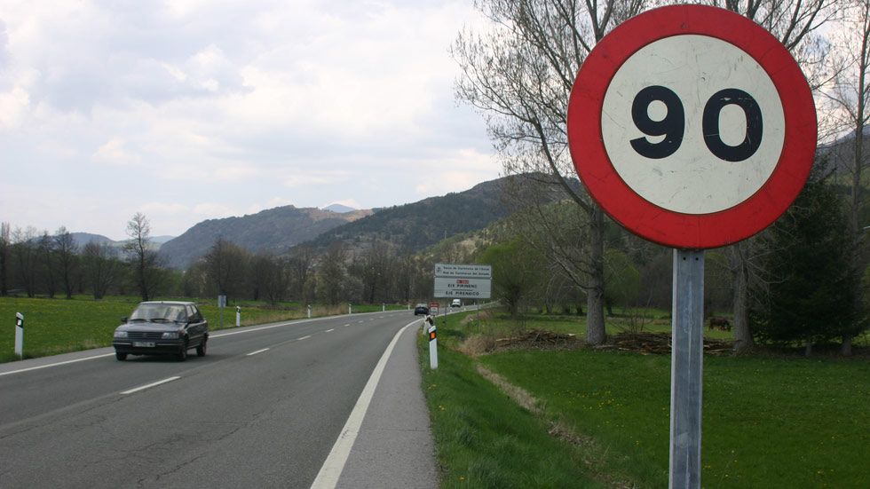 Las multas y los puntos que puedes perder con el nuevo límite de 90 km/h