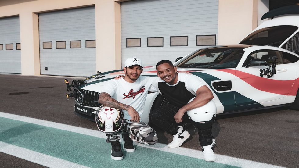 Will Smith junto a Lewis Hamilton en Yas Marina