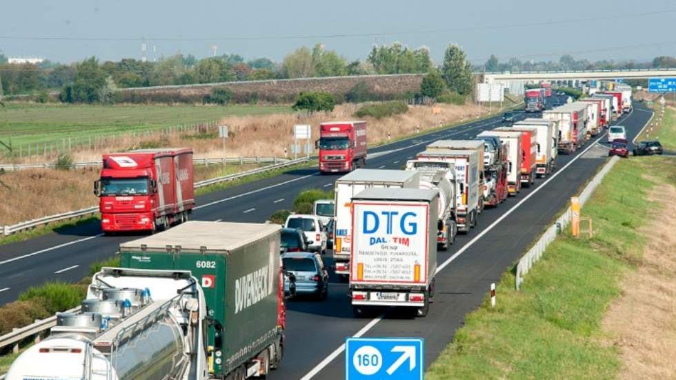 Se destapa el fraude de una empresa que falseaba las emisiones Diesel de los camiones