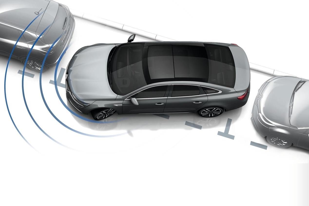 Renault Talisman 2020: la berlina se renueva en unos meses