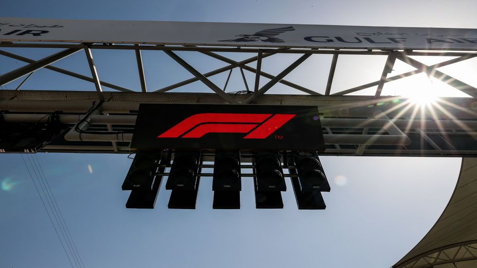 Semáforos en el circuito de Sakhir