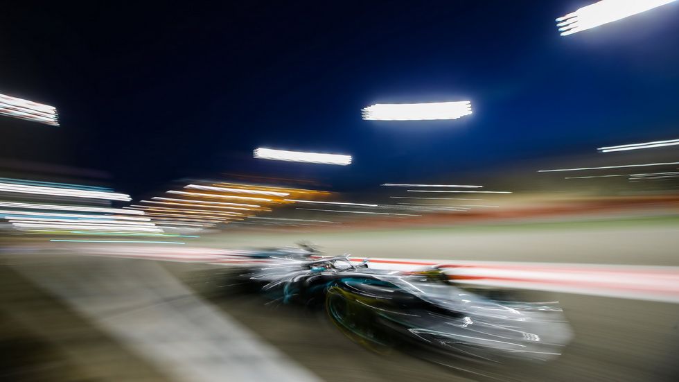 Lewis Hamilton durante la FP2 