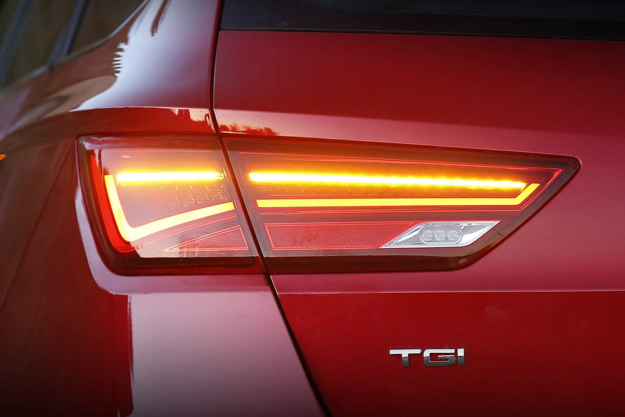 El Seat León 1.5 TGi Evo GNC 2019 de gas, en fotos