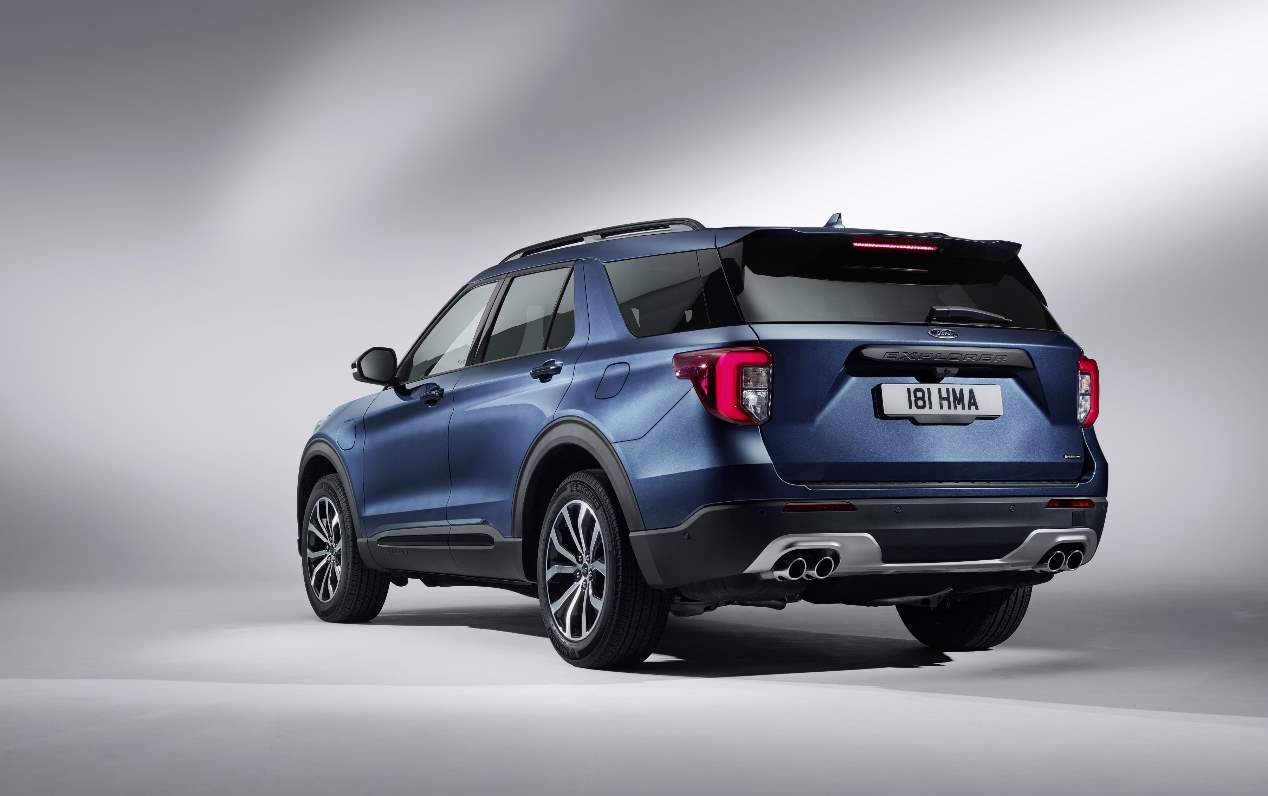 El Ford Explorer Híbrido Enchufable, en fotos