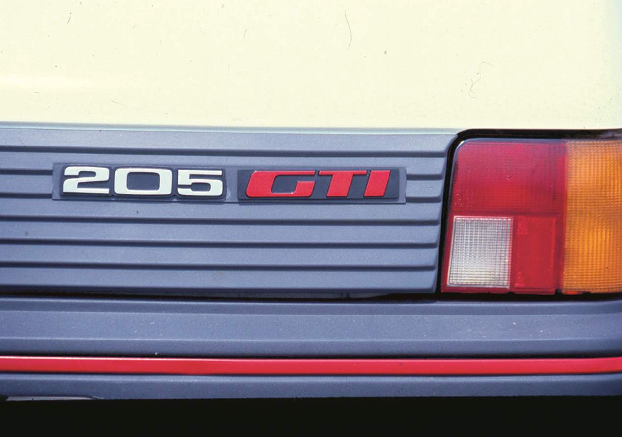 Pequeño pero matón: así era el Peugeot 205 GTI 1.9 130 CV
