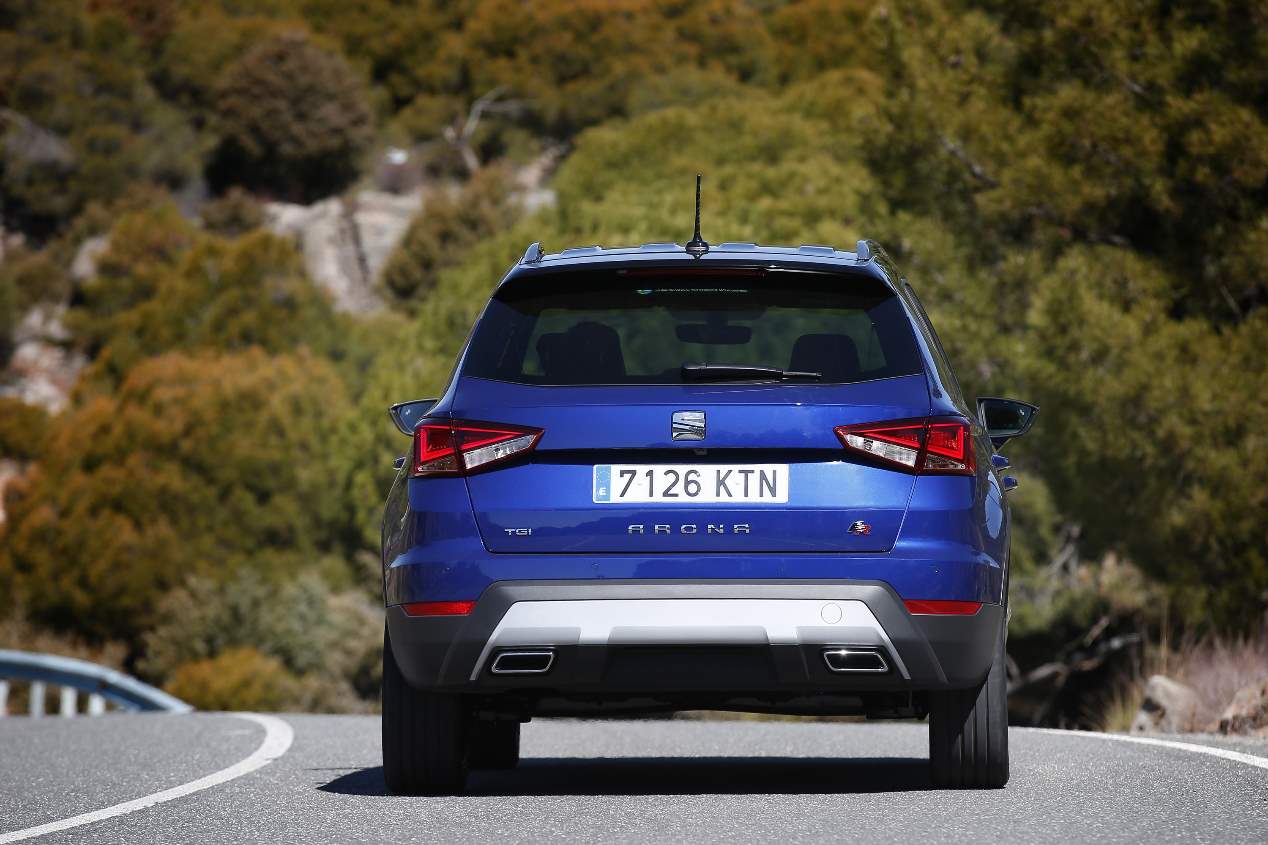 A prueba el Seat Arona TGI, el primer SUV del mundo híbrido de gas GNC y gasolina