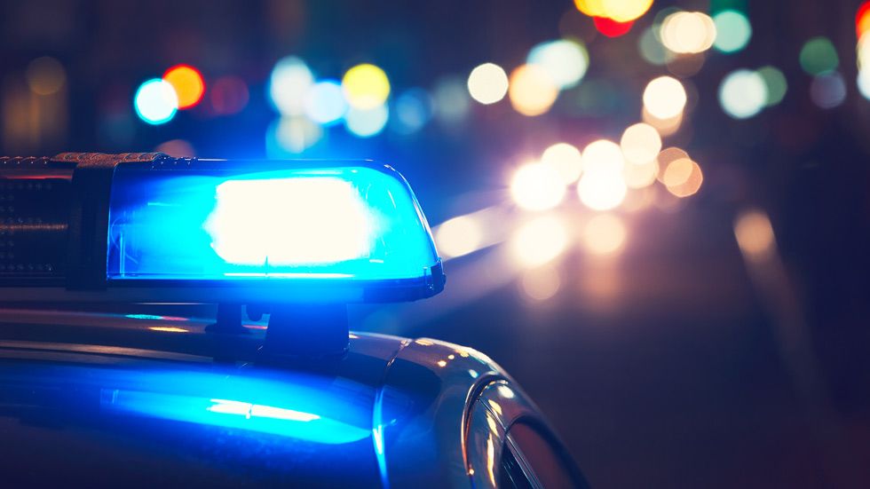 La DGT y la Policía abogan por prohibir las app de aviso de controles en carretera