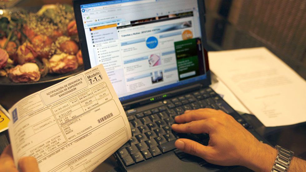 Cómo recurrir una multa de tráfico para que te la anulen: todos los pasos