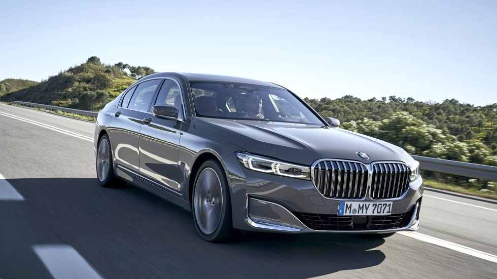 Todas las novedades de coches y SUV que se presentan este mes 