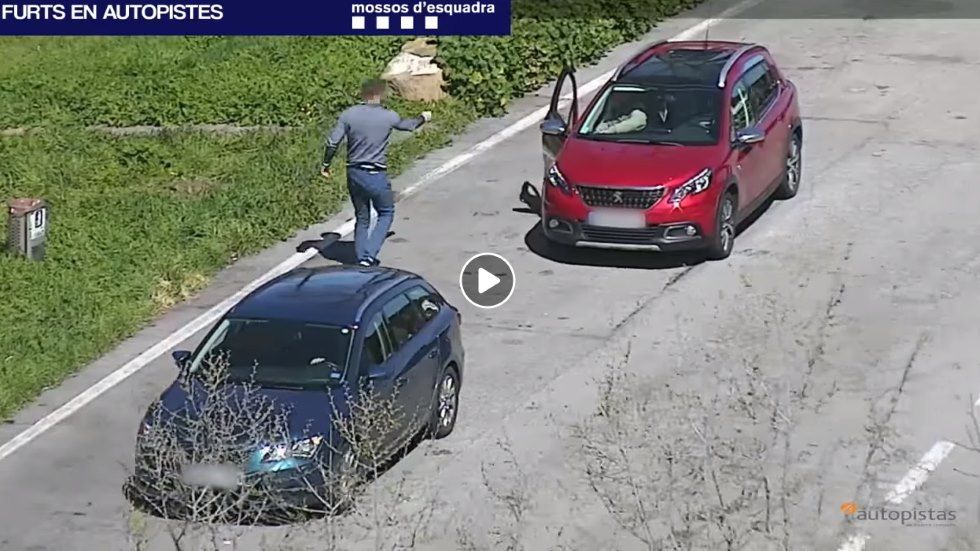 El timo de la avería, en vídeo: la policía alerta de robos en carretera