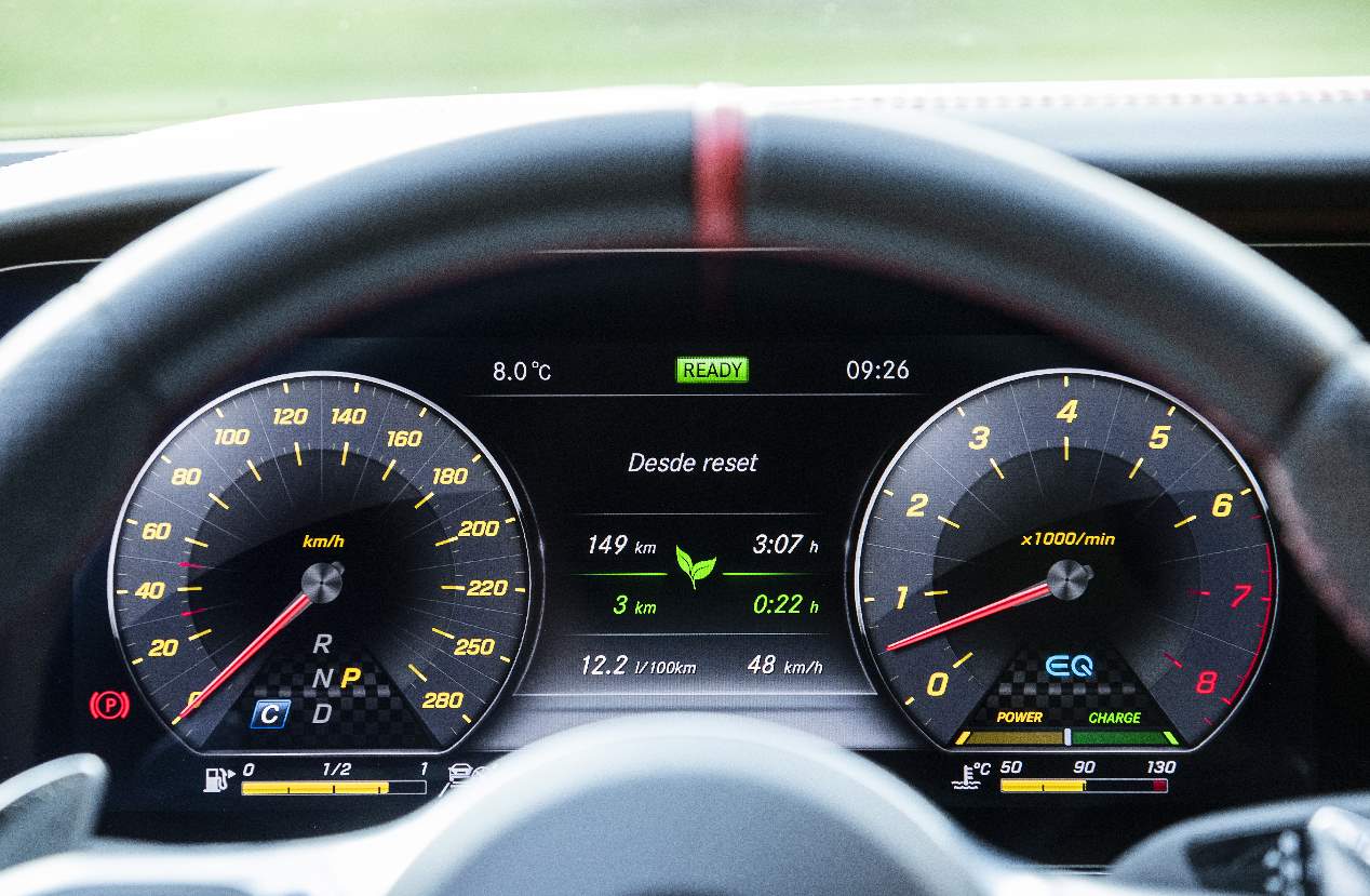 Mercedes-AMG CLS 53 vs Porsche Panamera GTS: dos berlinas deportivas, frente a frente