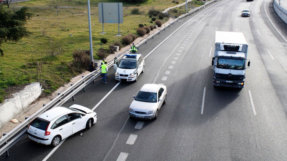 La Guardia Civil alerta ya del efecto “safety car” en carretera
