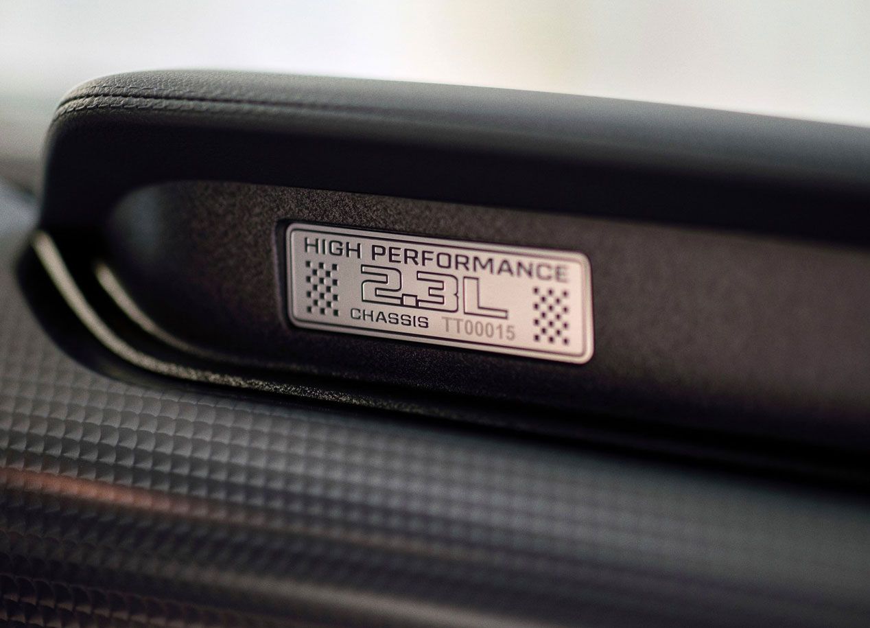 Ford Mustang EcoBoost High Performance Package, así es la nueva versión del deportivo